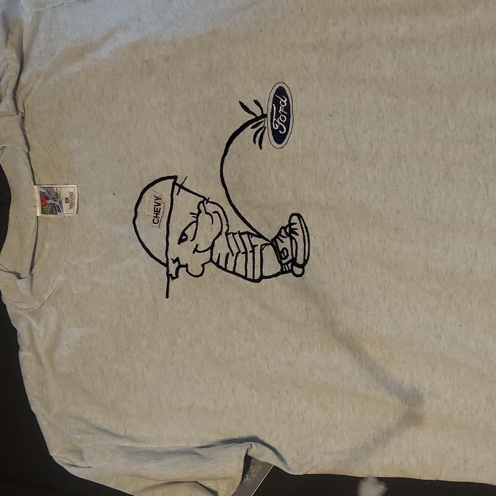 80s/90s insane graphic / patchwork tee. Chevy vs. Ford. Xl vintage fruit loom